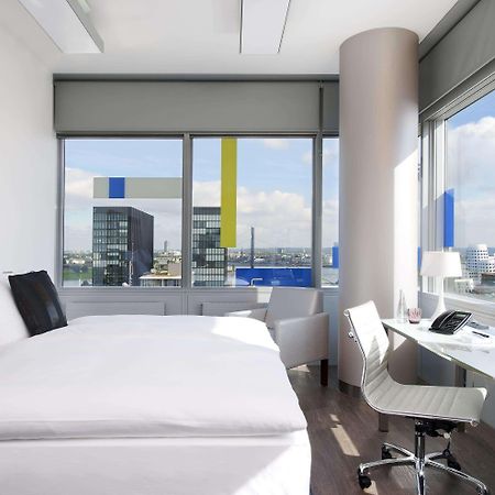 Innside By Melia Duesseldorf Hafen Exterior photo