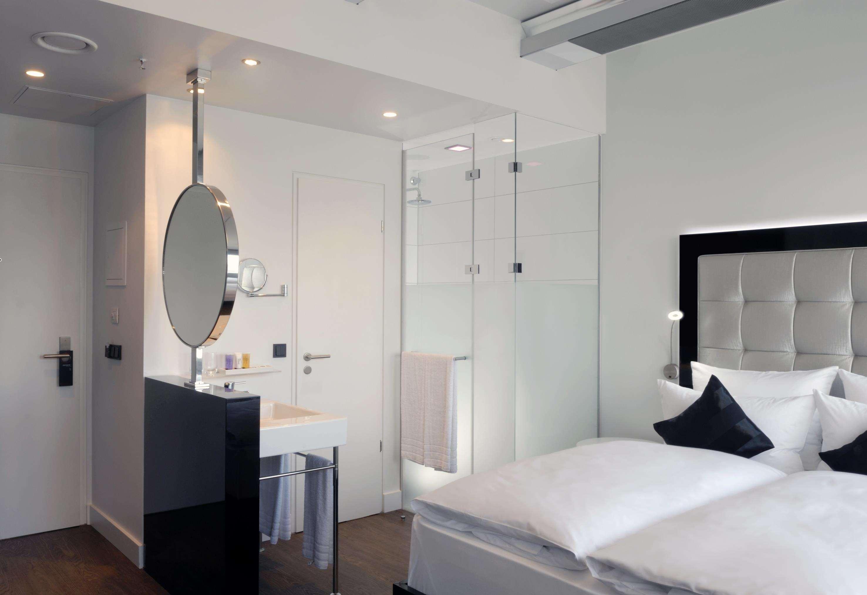 Innside By Melia Duesseldorf Hafen Exterior photo