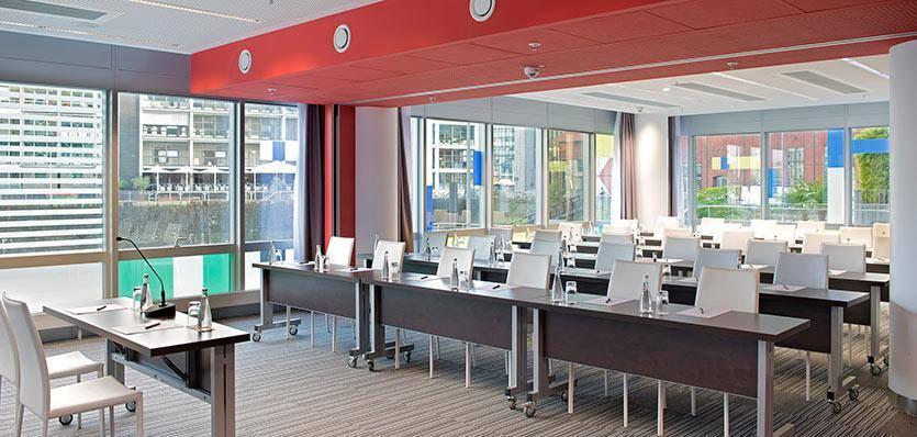 Innside By Melia Duesseldorf Hafen Exterior photo