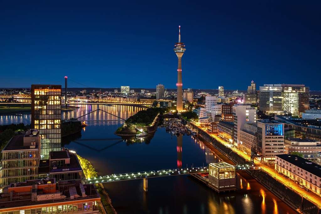 Innside By Melia Duesseldorf Hafen Exterior photo